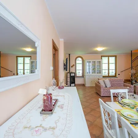 Sleeps 7 Apartmán Pella