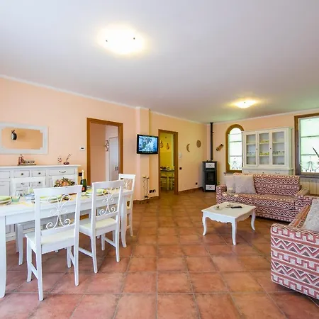 Apartmán Sleeps 7 *